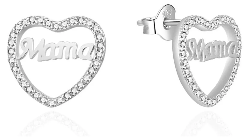 Puces d'oreilles cœur en zircons Mama : un bijou chic et féminin
