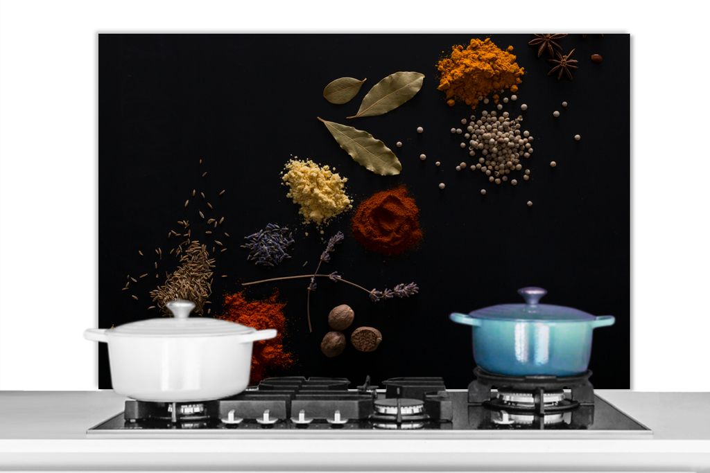 KitchenYeah Spritzschutz Küche - Küchenrückwand - Wandschutz für Herd und Spüle - Gewürze - Kräuter - Nüsse - Lavendel - Schwarz 100x65 ...