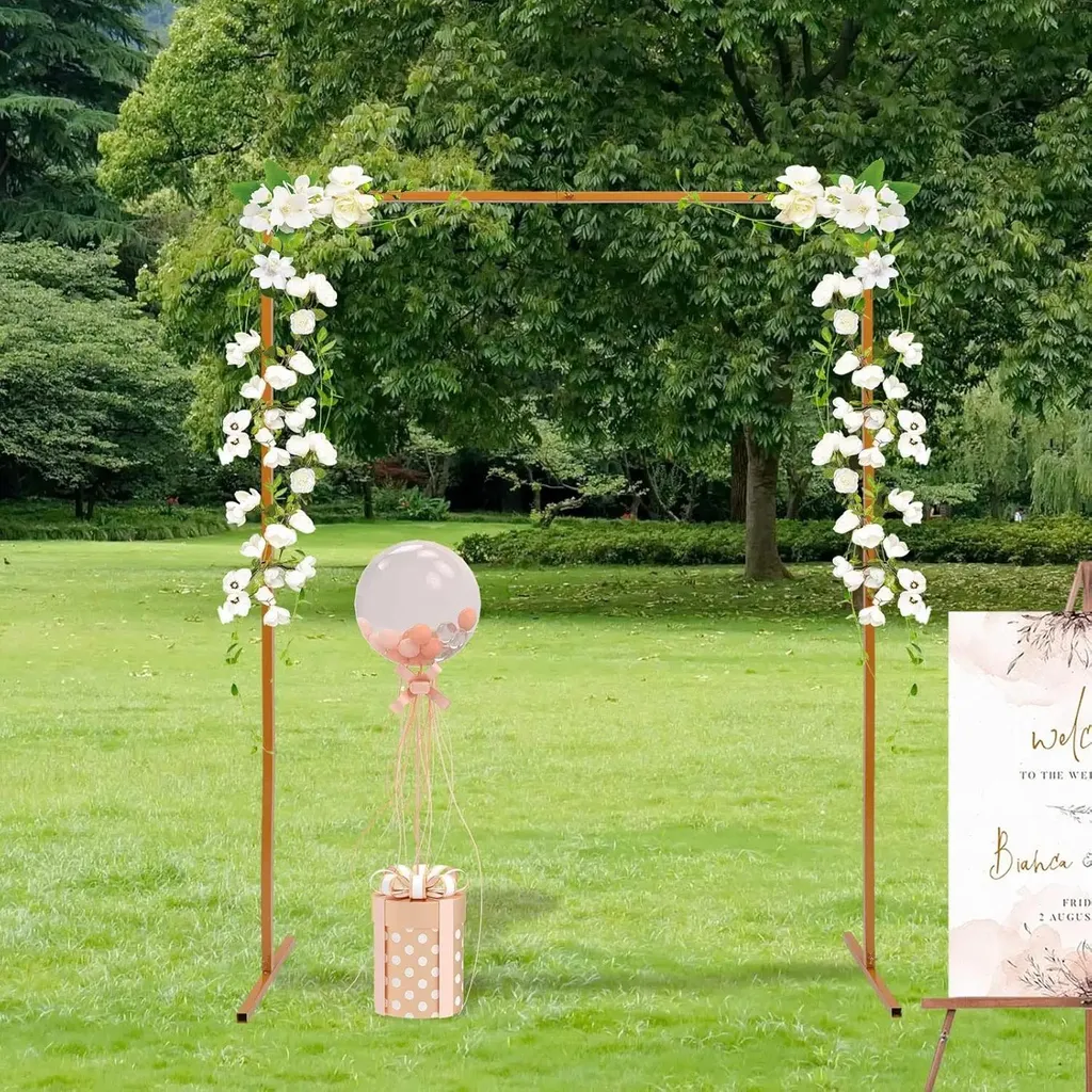 Arche rectangulaire stable pour mariage - Support métal jaune anti-vent