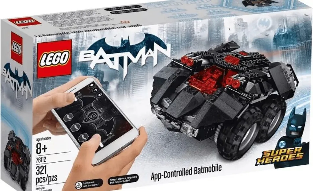 Batmobile contrôlée par application LEGO Super Heroes 76112 DC Comics