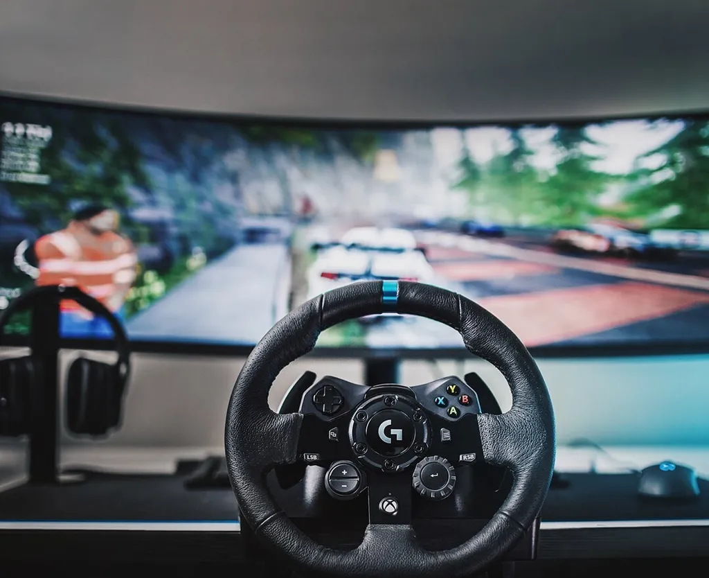 Volant de course Logitech G923 Trueforce de simracing pour Xbox et PC - 19