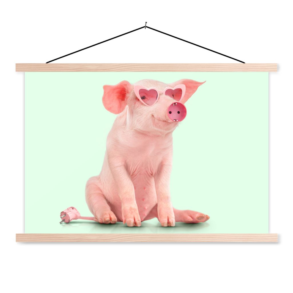 MuchoWow Textilposter Schwein - Rosa - Brille - Sockel - Tiere 120x80 cm mit holzfarbenen Rahmen - Aufhängeset