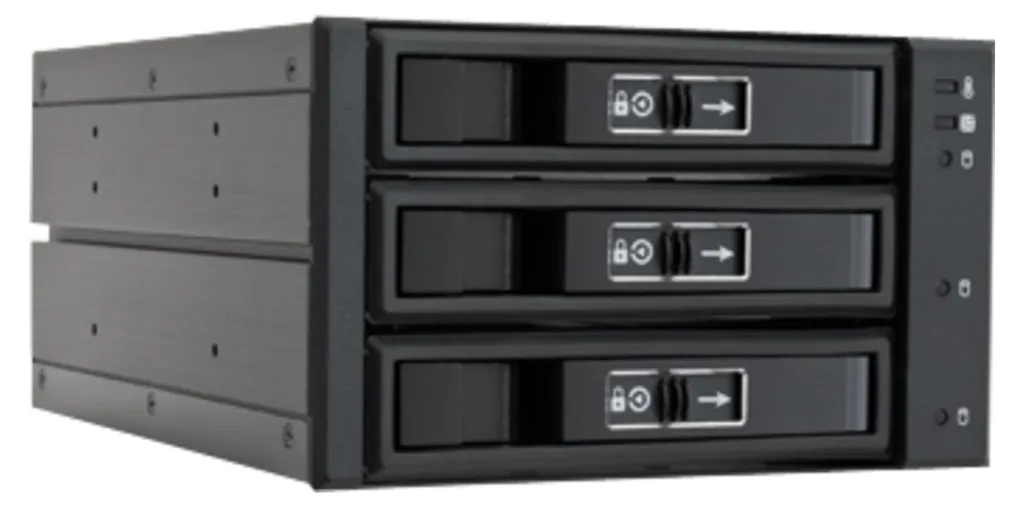 Chieftec CBP-2131SAS Boîtier HDD/SSD 2.5" et 3.5" avec Ventilateur 80mm