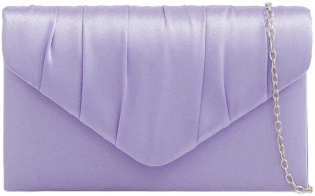 Pochette violette lilas : rangez vos essentiels avec élégance et style