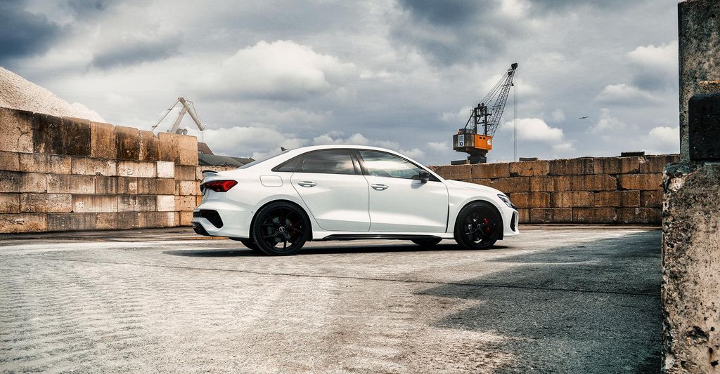 mydays Audi RS3 mieten (Wochenendmiete) Celle; Erlebnis verschenken oder selbst erleben; Gutschein für 1 Person(en)