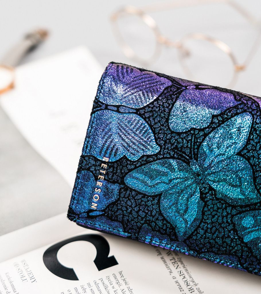 Peterson | Große vertikale Damenledergeldbörse, mit Reißverschluss und Magnet