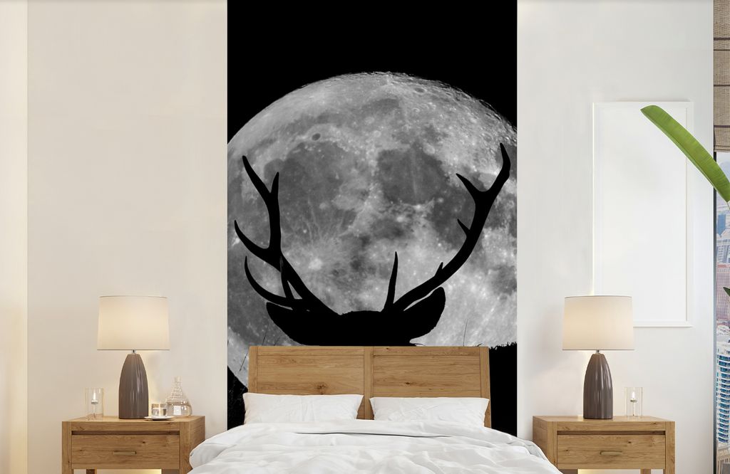 MuchoWow Fototapete für Wohnzimmer oder Schlafzimmer Wandtapete Vinyl Motivtapete Hirsch - Mond - Nacht - 120x240 cm - Hintergrundbild