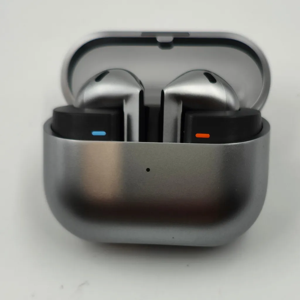 Écouteurs Bluetooth Samsung Galaxy Buds3 Argent TWS Intras avec Micro - 8