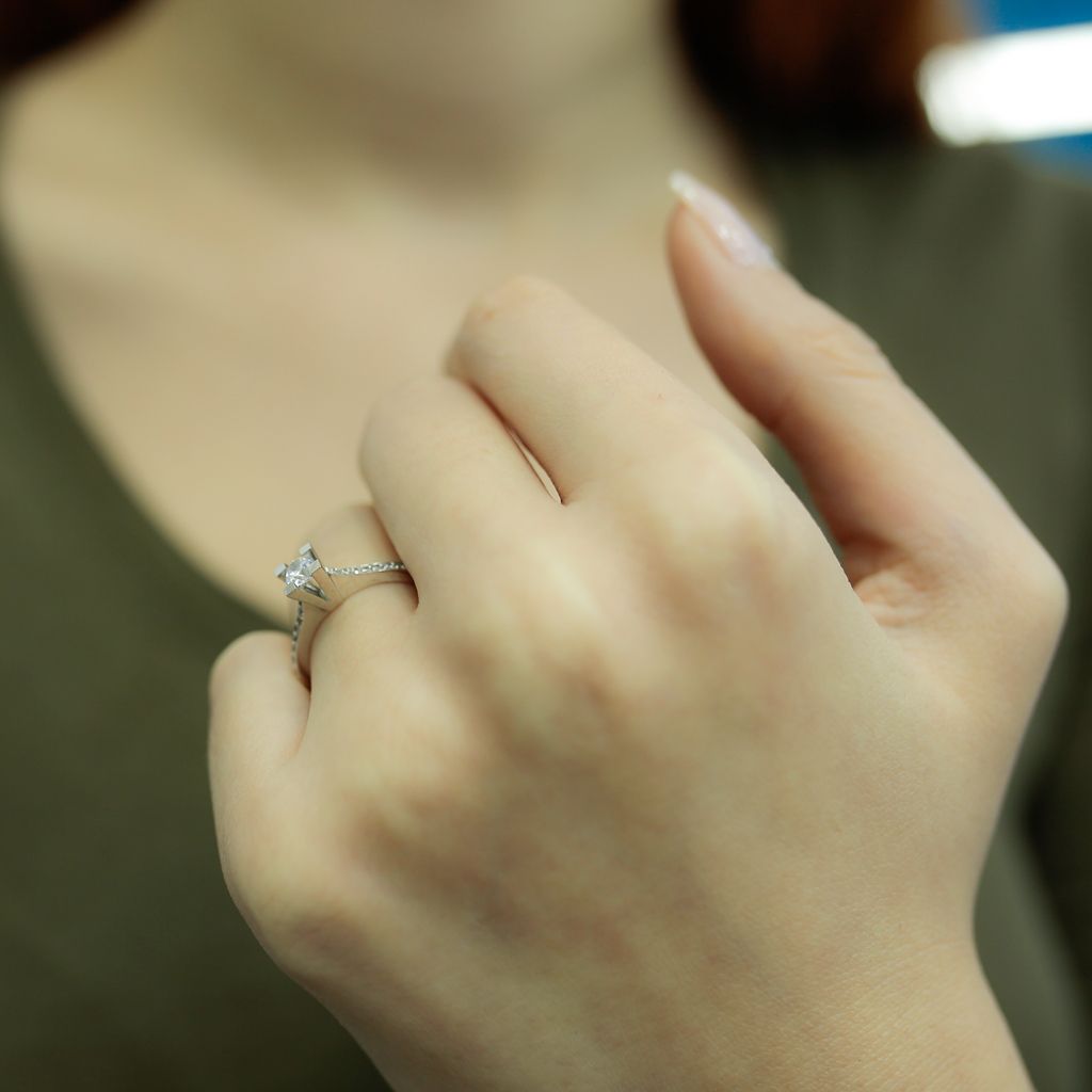 0,38 Carat Diamant Solitär Ring Antragsring 14 Karat Weißgold