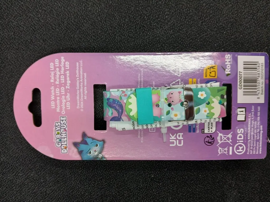Montre digitale enfant Kids Licensing Noire Ø 35 mm Design Ergonomique