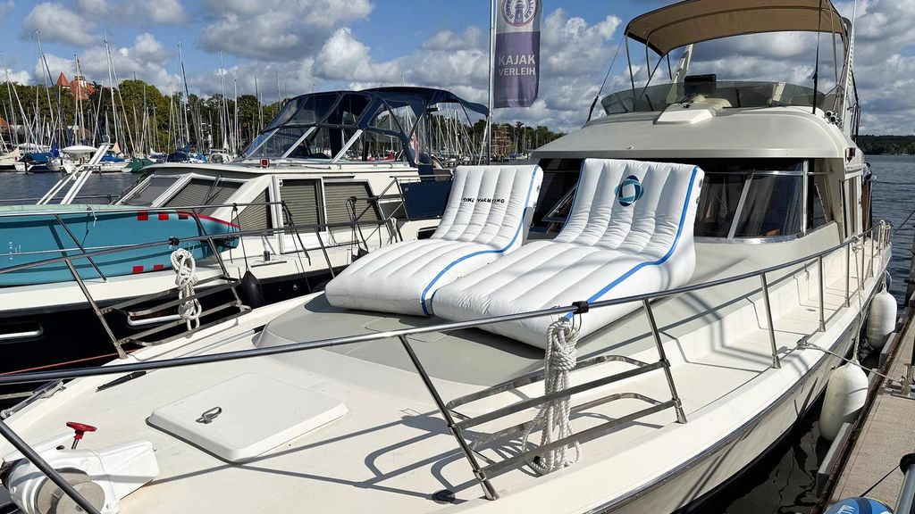 Jochen Schweizer Yachttour Berlin; Erlebnis verschenken oder selbst erleben; Gutschein gültig für 1 Person Gruppengröße: 4-8 Personen