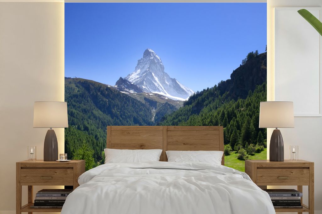 MuchoWow Fototapete für Wohnzimmer oder Schlafzimmer Wandtapete Vinyl Motivtapete Schweizer Alpen im Matterhorn mit grünen Bäumen - 280x280 cm...