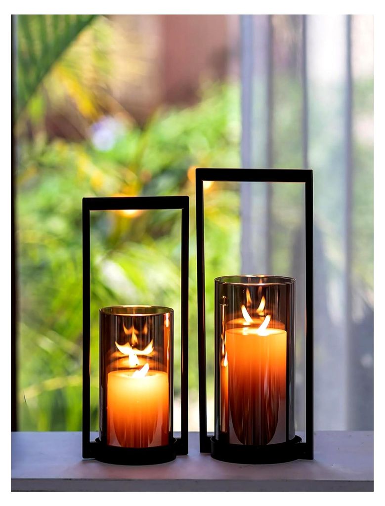 Windlicht Kerzenständer Schwarz mit Rauchglas: Metallkerzenhalter mit grauem Glas für die Außendekoration - Moderner Kerzenständer für Stumpen...