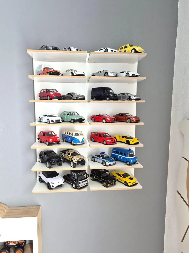 Vitrine ouverte pour modèles 1:43 : fini les reflets et la poussière