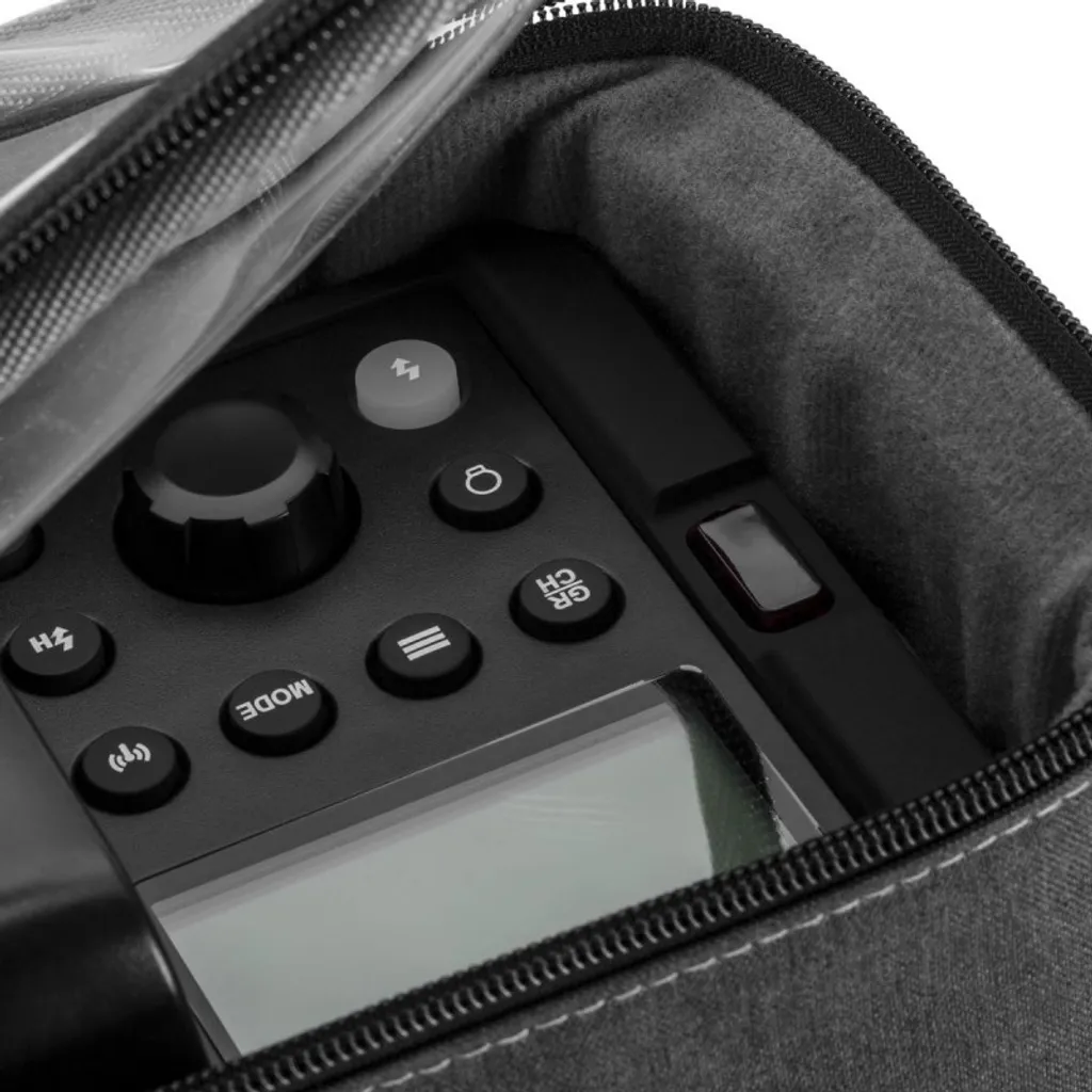 Godox CB-18 Case Batteria AD1200Pro | Borsa da Esterna Resistente - 4