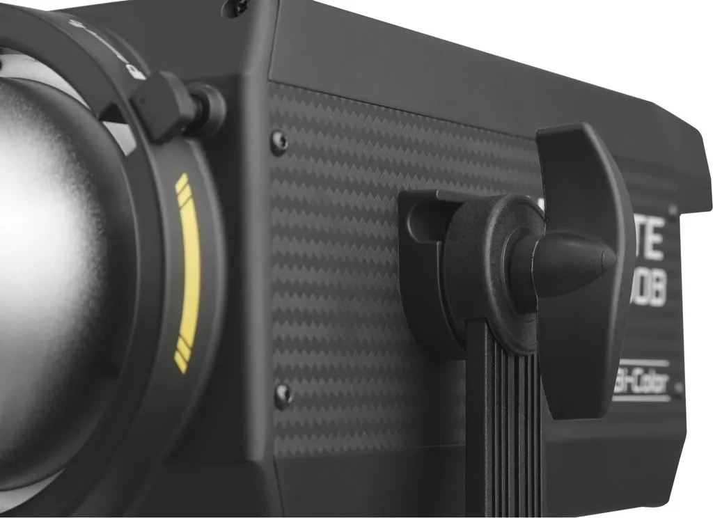 Projecteur LED Bicolore Nanlite FS-300B Éclairage Studio Vidéo Photo - 7