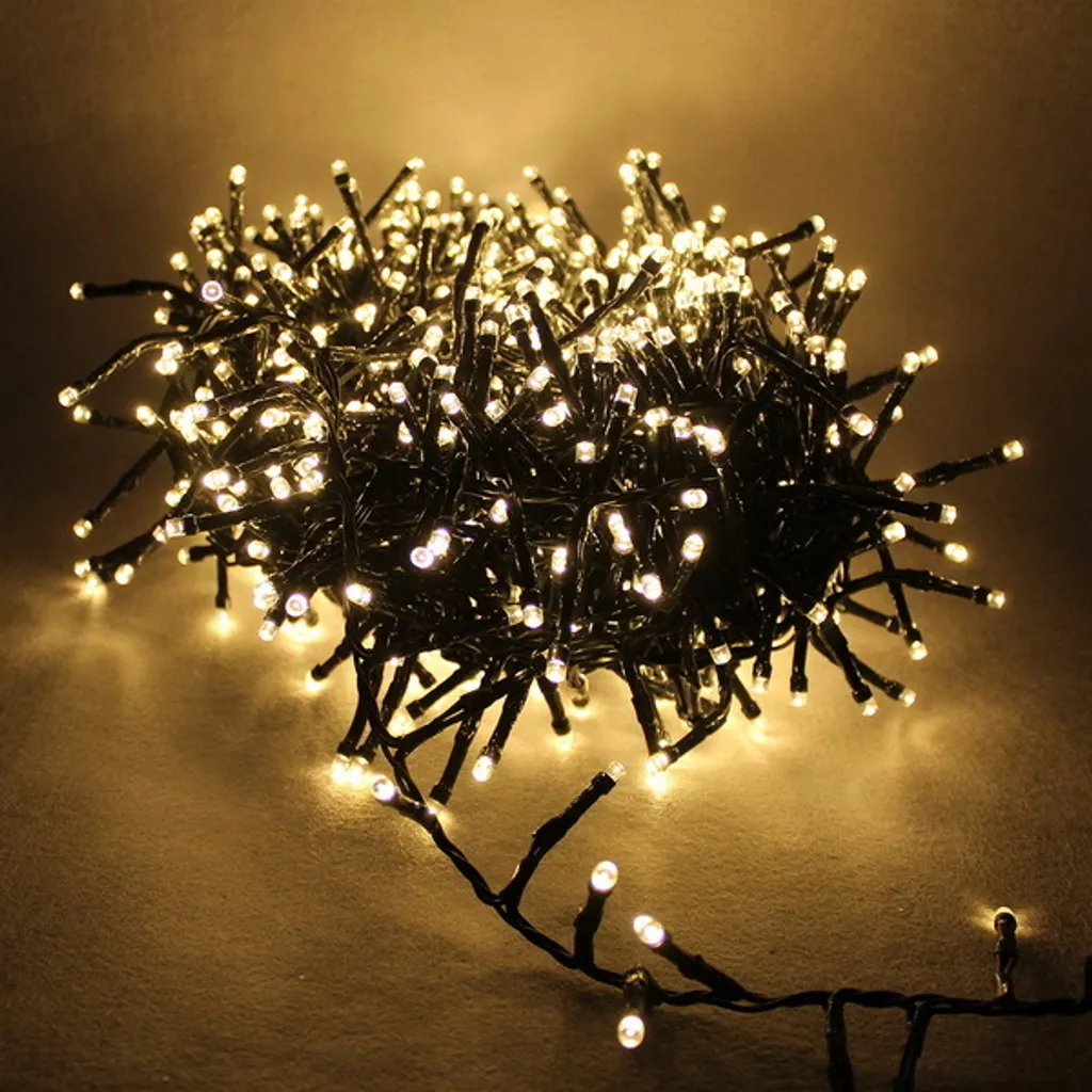 Guirlande lumineuse 700 LEDs blanc chaud : Illumination dense et facile