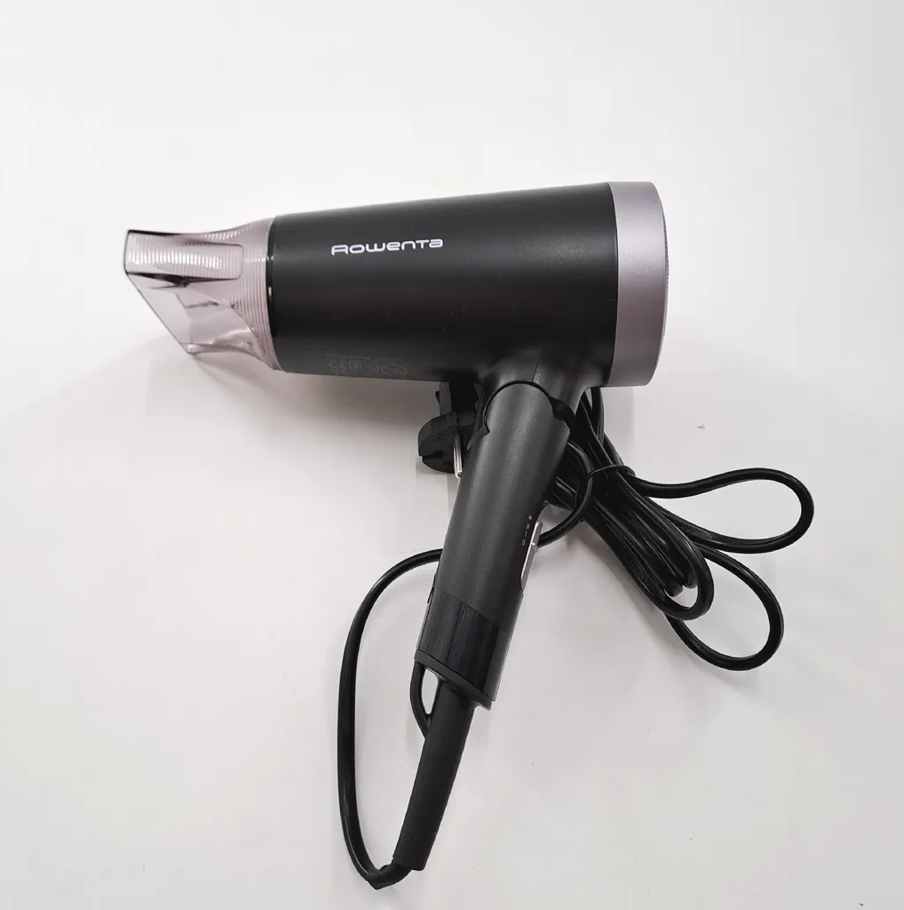 Sèche-cheveux Compact Rowenta CV1831F0 : Séchage Rapide et Facile - 17