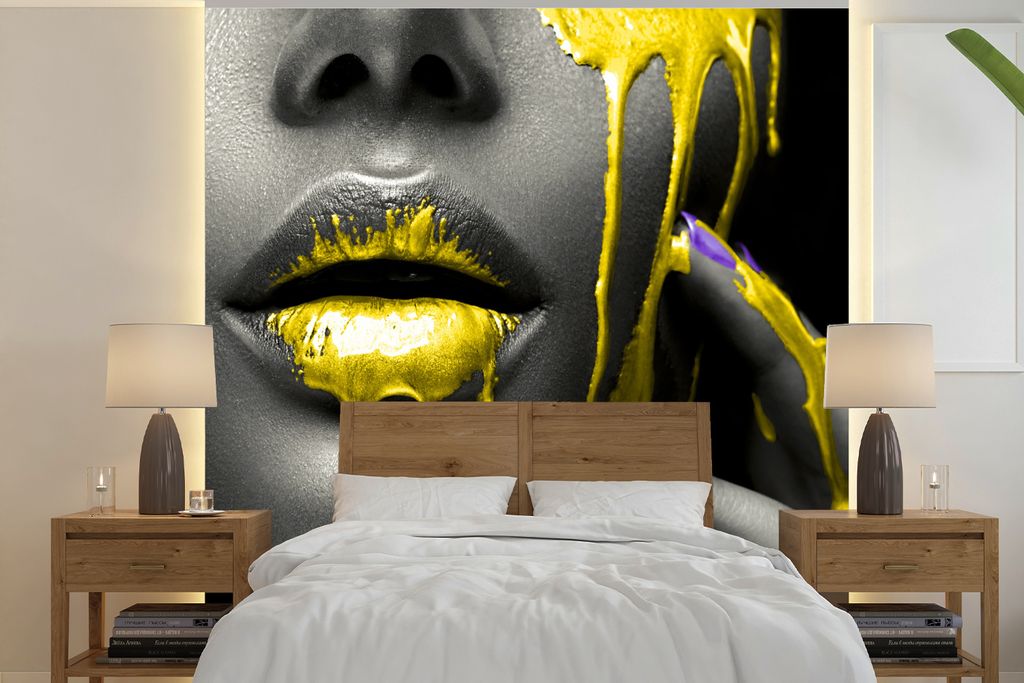 MuchoWow Fototapete für Wohnzimmer oder Schlafzimmer Wandtapete Vinyl Motivtapete Lippen - Gelb - Schwarz - 240x240 cm - Schlafzimmer-Tapete