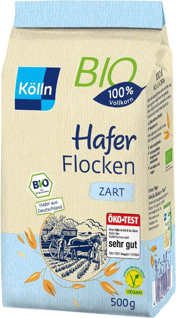 A bag of Kölln Haferflocken zart (oat flakes).