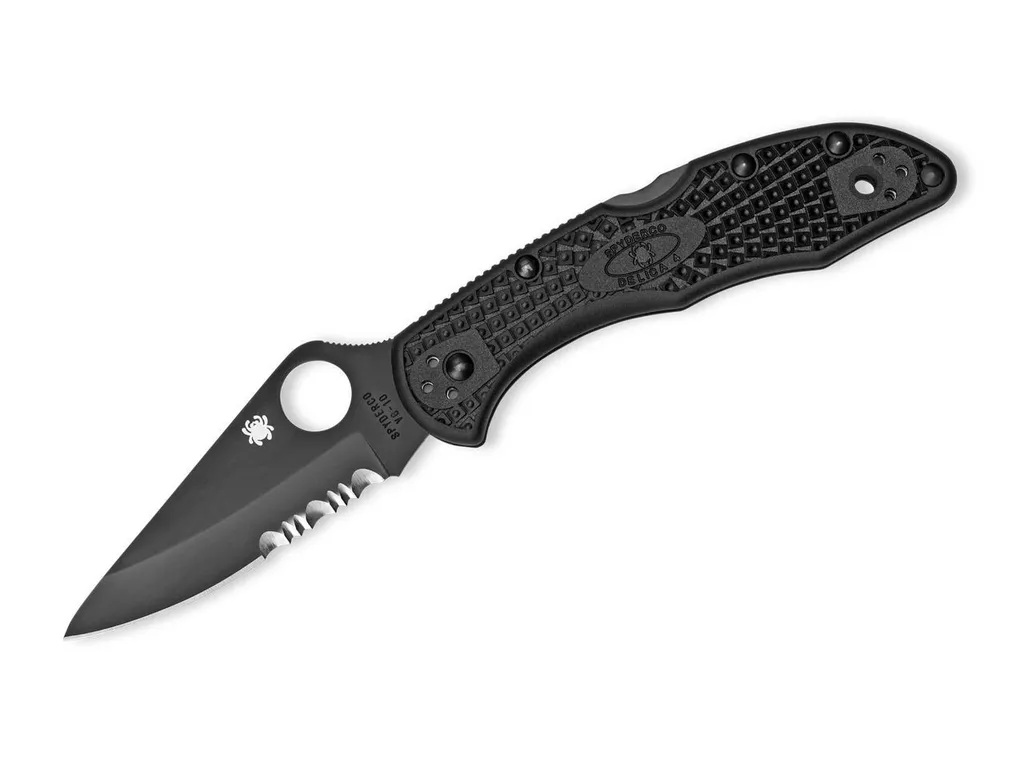 Couteau tactique Delica 4 Lightweight All Black - Sorties Outdoor et Bushcraft
