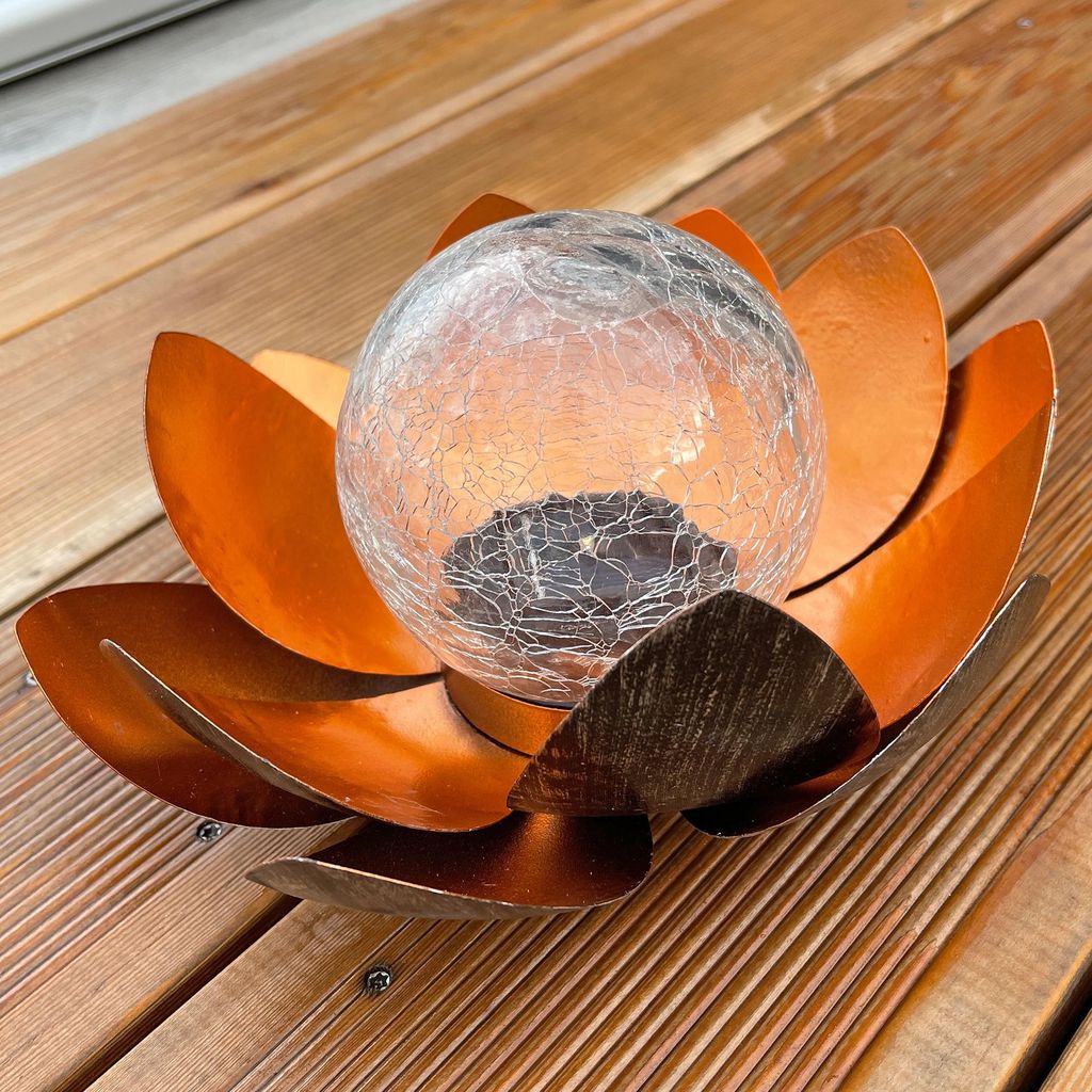 Lotusblume Solar LED Gartenlicht mit einer warmweißen LED, Produktbild 