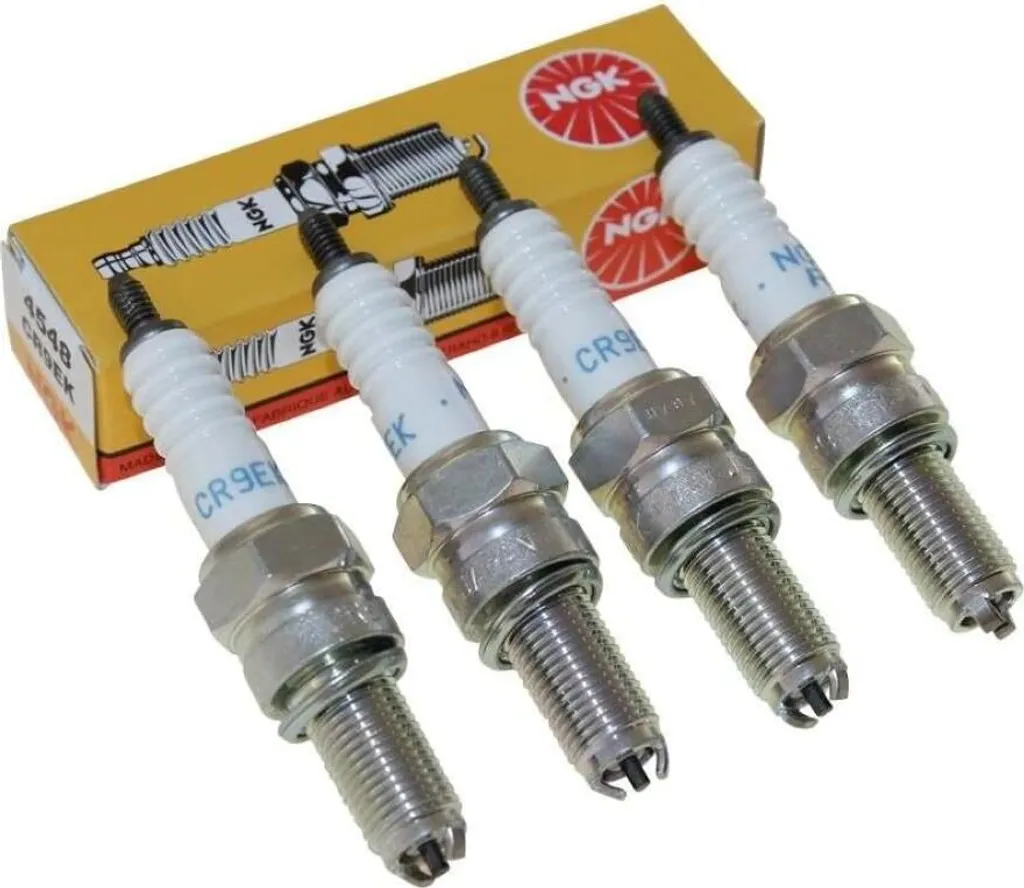 Bougies NGK CR9EK 4548 - Pack de 4 Pièces Haute Performance pour Moto