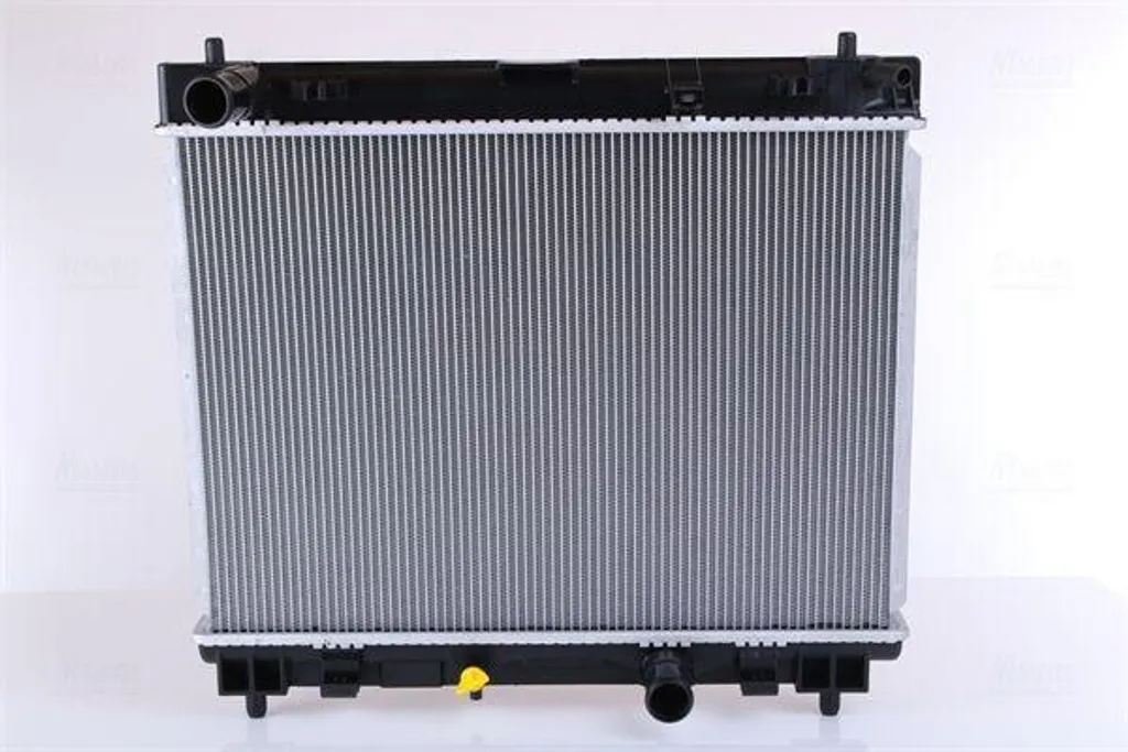 Radiateur Moteur Anti-Surchauffe Nissens pour Urban Cruiser OE 1640033110