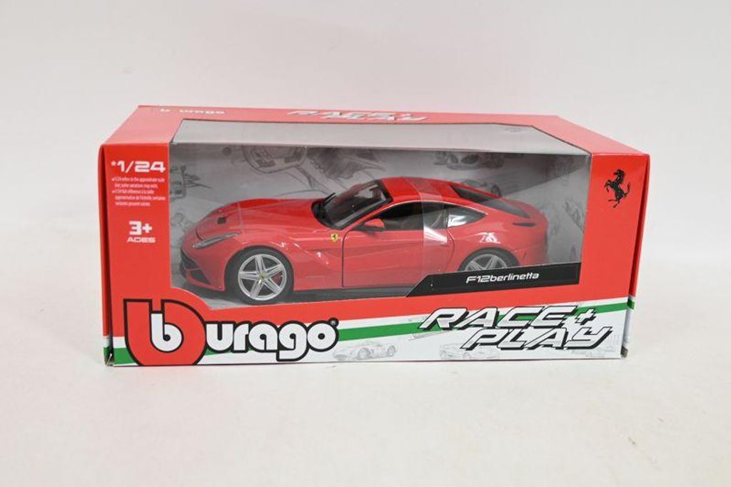 BBU 1:24 Ferrari F12 Berlinetta 26007 60072 Produktbild 