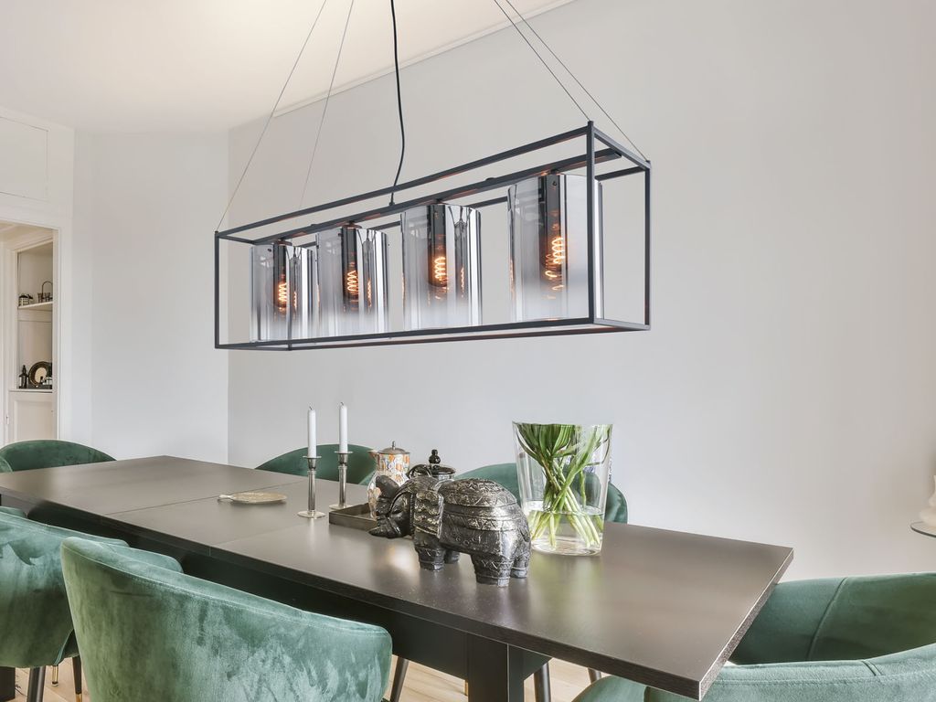 LED Balken Pendelleuchte 4 flammig Schwarz Lampenschirme Produktbild 