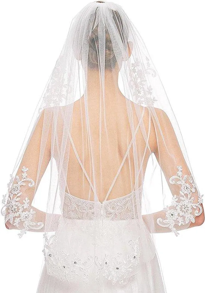 Voile de mariée court anti-accroche avec broderies et strass éclatants