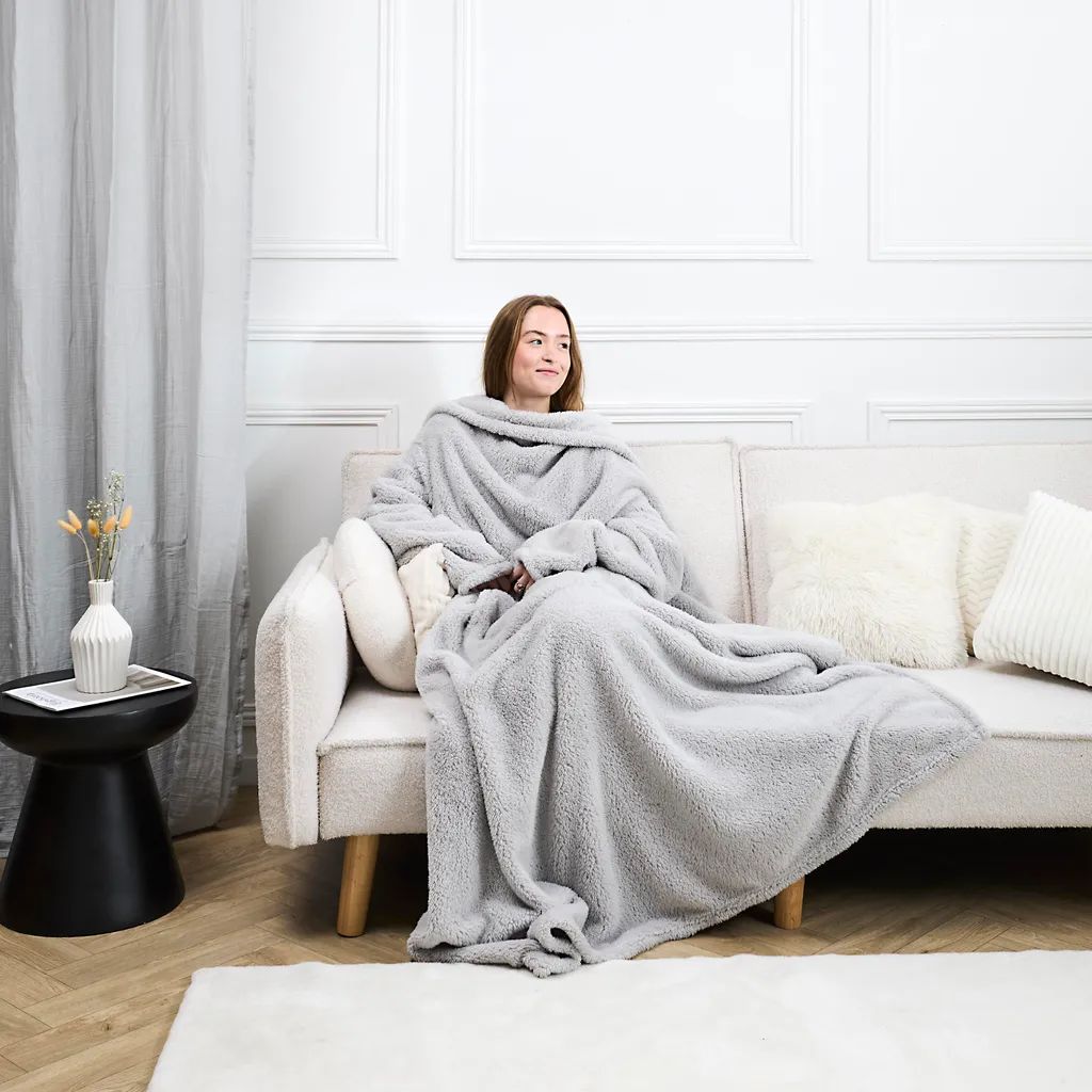 Plaid à Manches Gris Clair - Couverture Pull Douillette en Polaire Soft