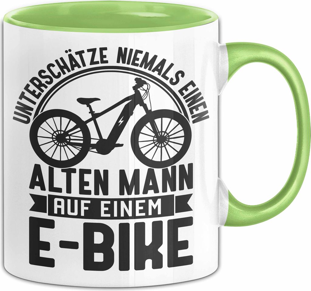 E-Bike Tasse Geschenk Spruch Elektrofahrrad Mann Fahrrad Unterschätze niemals einen alten mann auf einem e bike (Grün)