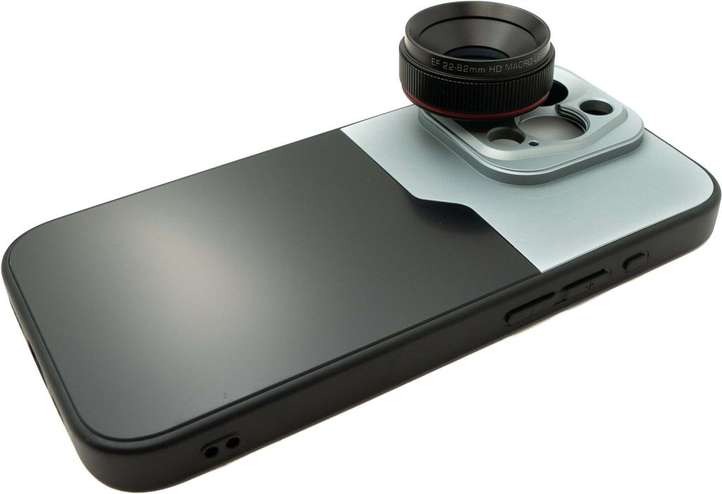 SYSTEM-S Makro Linse 1.1x bis 2.8x Filter 37 mm mit Hülle für iPhone 15 Pro in Schwarz Grau