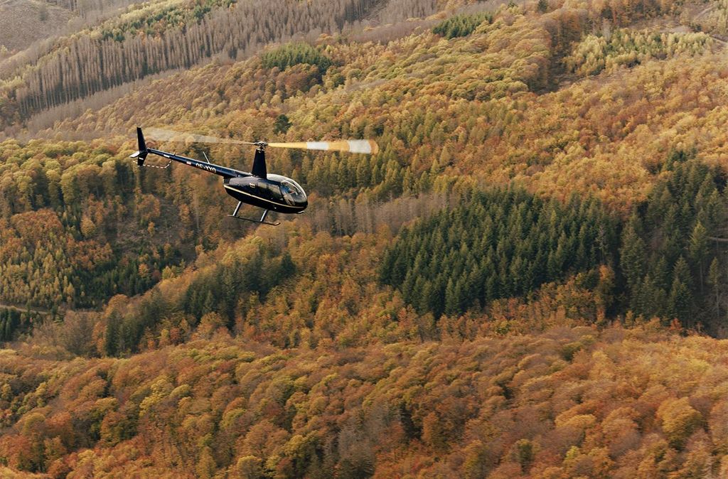 mydays Hubschrauber Rundflug (30 Min.) Hannover; Erlebnis verschenken oder selbst erleben; Gutschein für 1 Person(en)
