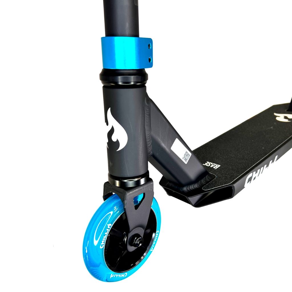 Chilli Pro Base S Stunt-Scooter H=79cm Schwarz/Blau Produktbild 