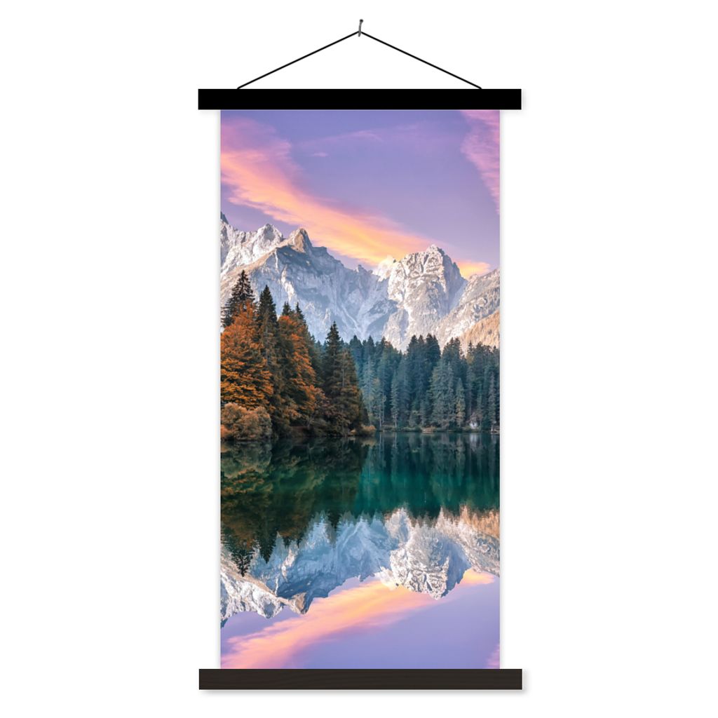 MuchoWow Textilposter Berg - Wald - Wasser - Himmel - Rosa - Lila 40x80 cm mit schwarzem Rahmen - Wandemalerei