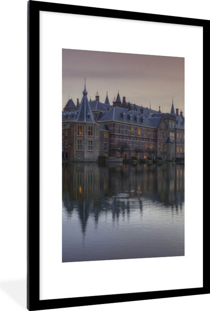 MuchoWow Gerahmtes Poster Der Kleine Turm am Binnenhof in Den Haag 60x90 cm - Poster mit Schwarzem Bilderrahmen Wandposter Rahmen Foto Bilder - D...