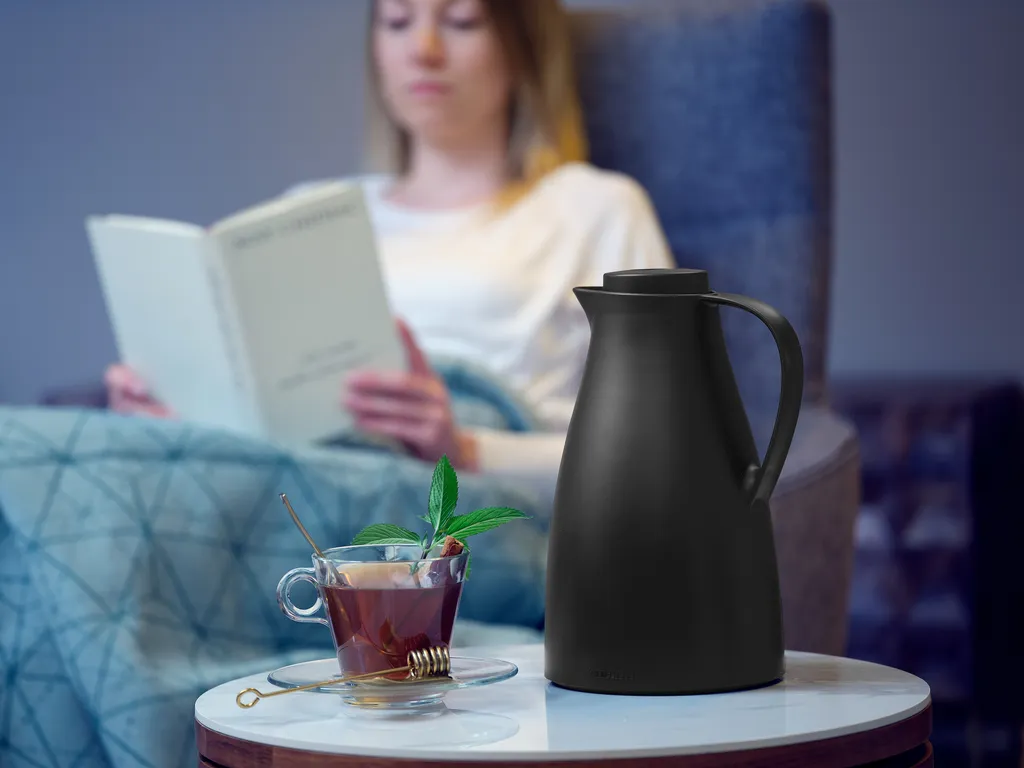 Caraffa Termica 1L Leifheit 28541 Harmonic Nera - Design e Comfort - 4