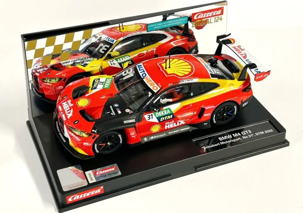 Carrera Digital 124 BMW M4 GT3 Schubert Motorsport n°31 DTM 2022