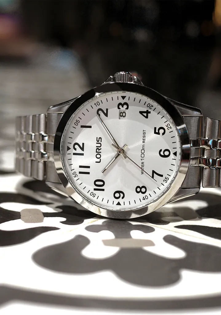 Orologio Lorus RS975CX9 Elegante 38mm - Bracciale Acciaio e Data - 9