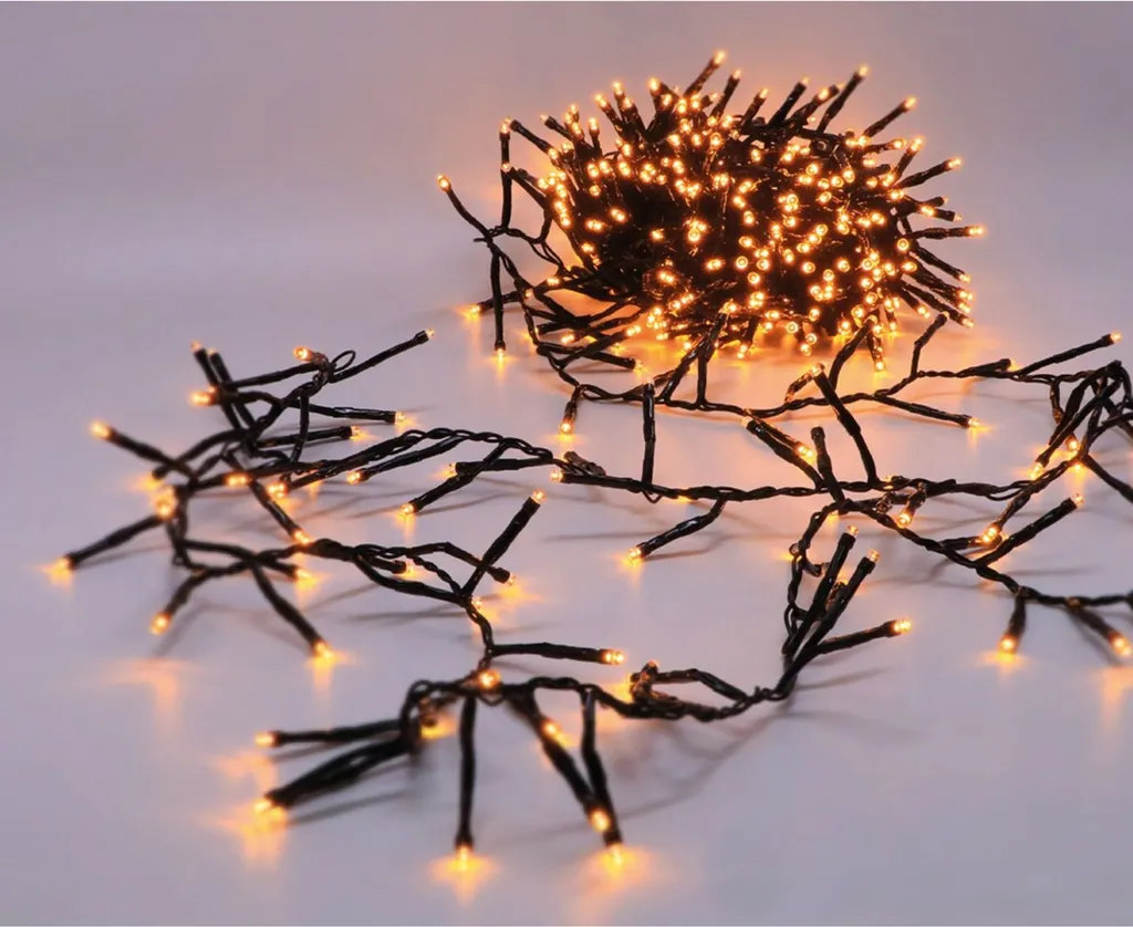 Guirlande lumineuse 480 LED Cluster : l'éclairage puissant sans zone d'ombre