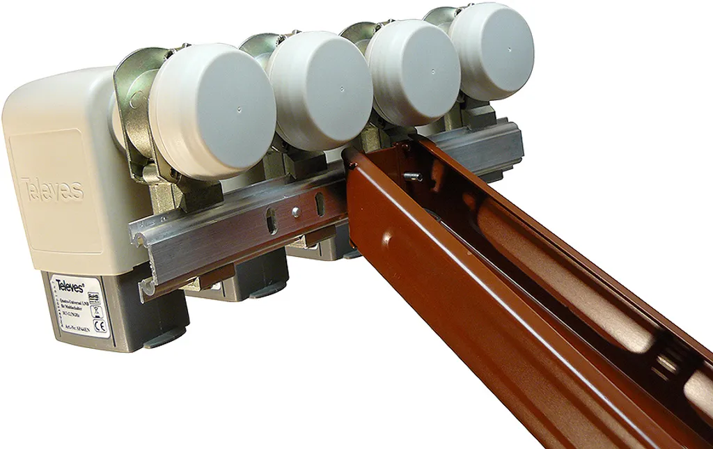 Offerta Televes SH7585QSD - Guida 4 Satellite Multifeed per QSD 75/85