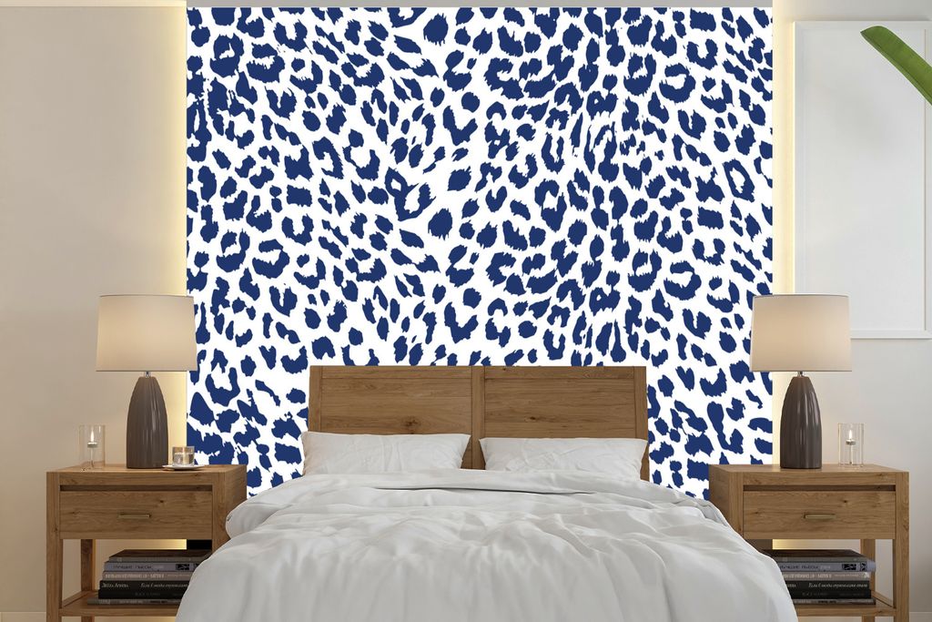 MuchoWow Fototapete für Wohnzimmer oder Schlafzimmer Wandtapete Vinyl Motivtapete Pantherdruck - Weiß - Blau - 260x260 cm - Papiertapeten
