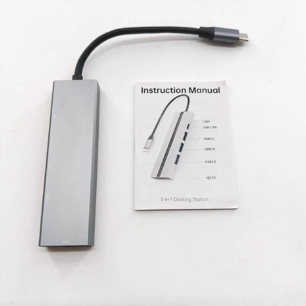 Porta il tuo ufficio ovunque con l'Hub AEARJOHN USB C 5 in 1