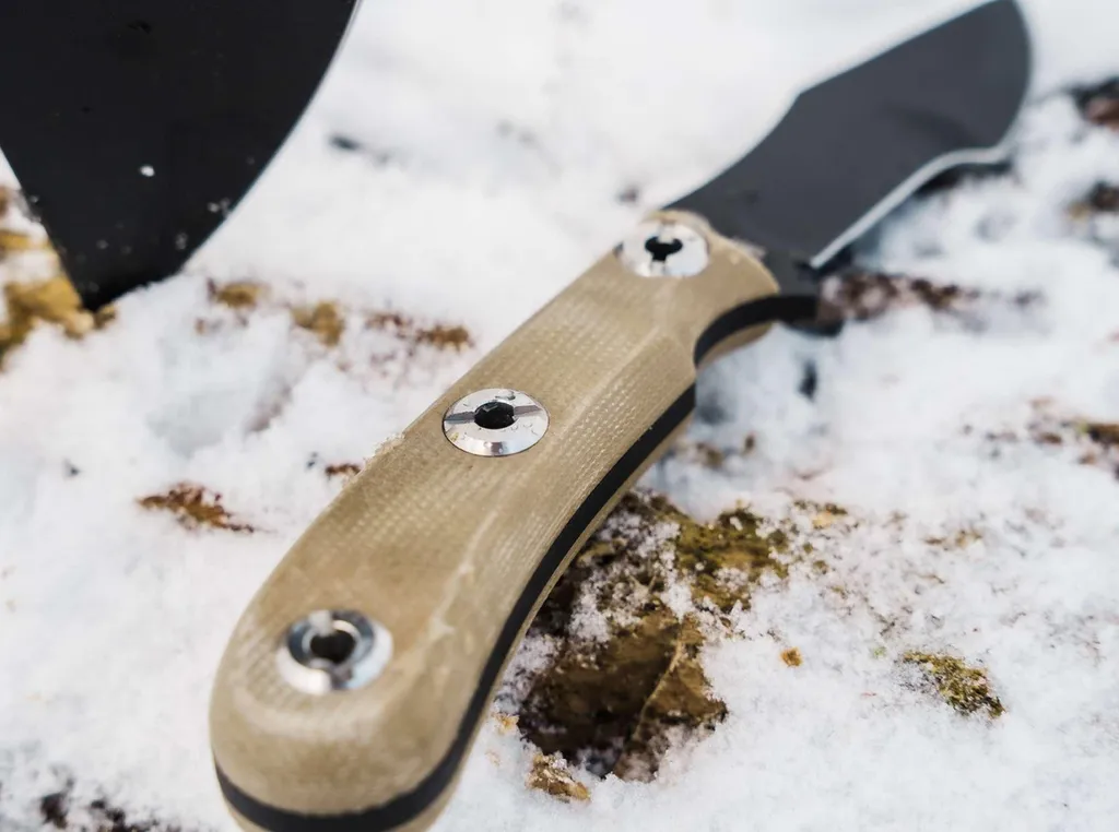 Böker Plus Micro Tracker 2.0 Couteau de Survie Fixe en Acier Carbone 1095 - 3