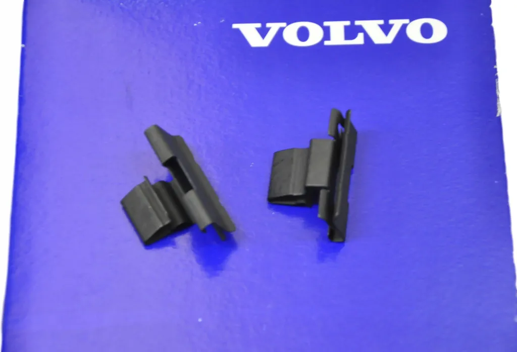 Clip Porte Volvo S60/V60/XC60 - Fermo Pannello Originale Disponibile