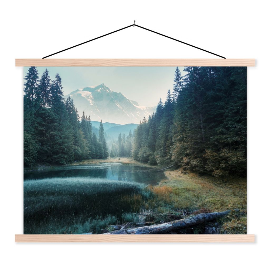 MuchoWow Textilposter Wald - Gras - Berge - Bäume - Natur 60x45 cm mit holzfarbenen Rahmen - Bild
