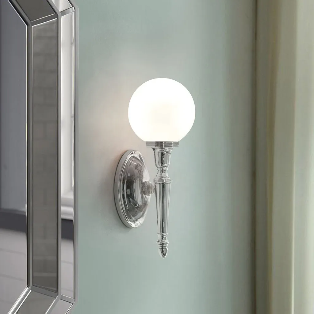 Éclairage miroir salle de bain vertical chrome poli style rétro Dryden