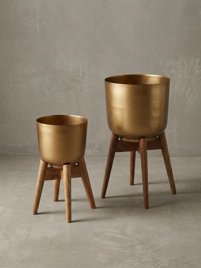 Alu-und-Holz Pflanzenkübel Set in Gold/Braun, modern & elegant, für stilvolle Inneneinrichtung. 31x31x51 cm | Kadima Design